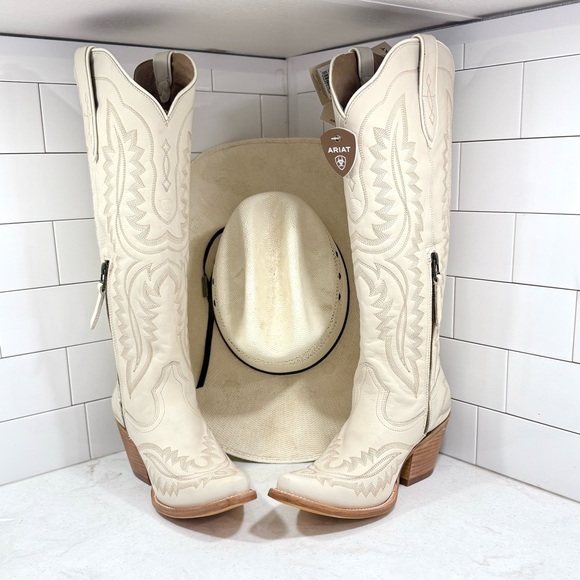 Ariat Casanova Western Boots - Picture 14 of 15